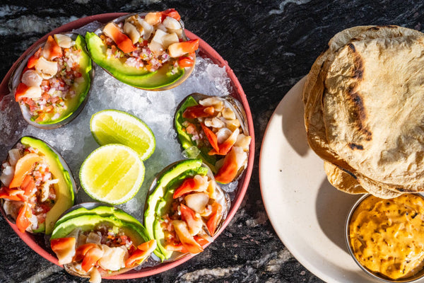Ceviche de almejas con chocolate