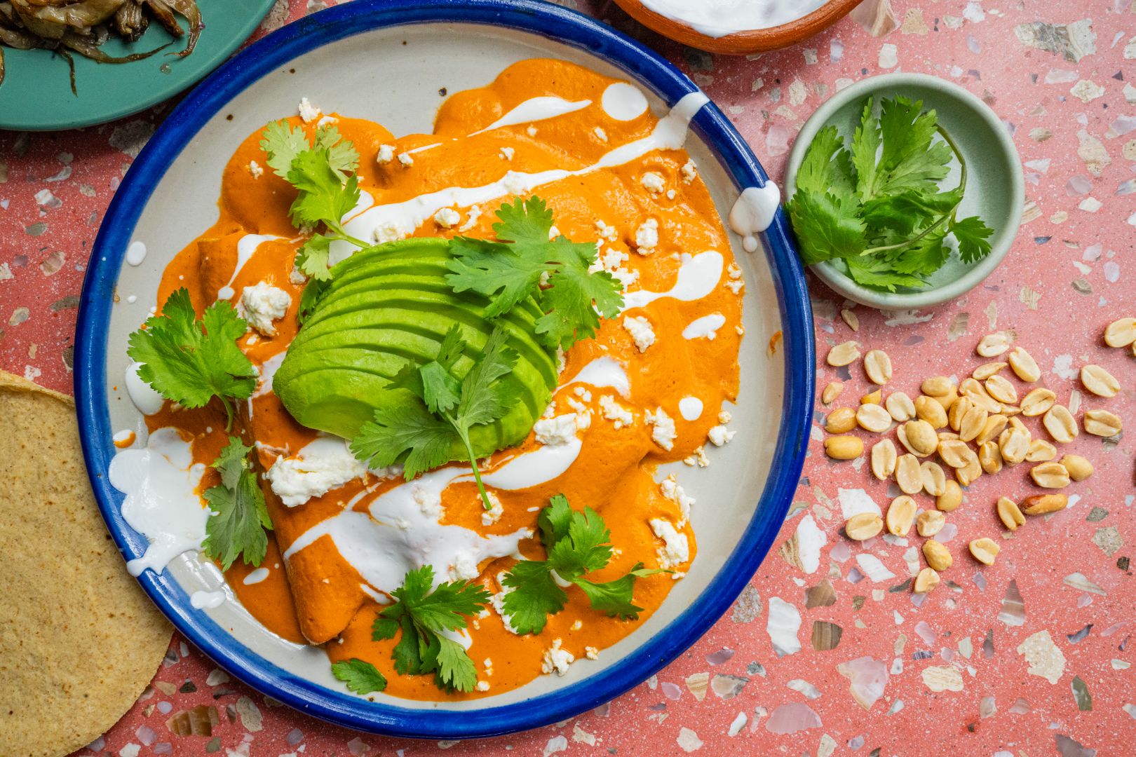 Plate of encacahuatadas
