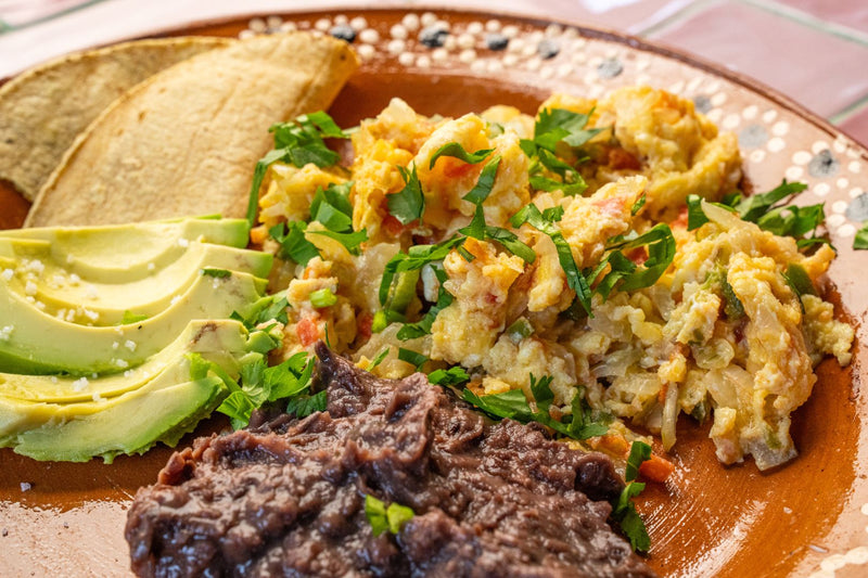 Prueba la comodidad de los Huevos a la Mexicana