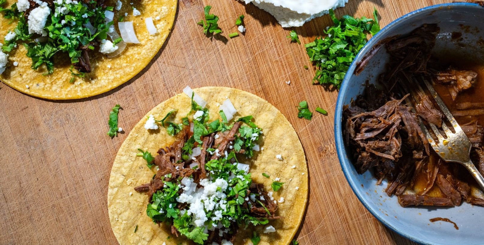 Slow Cooker Beef Tinga Tacos