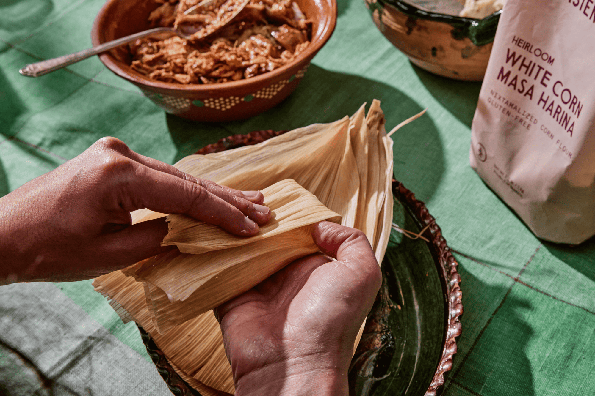 Herramientas y consejos para hacer tamales de Masa Harina